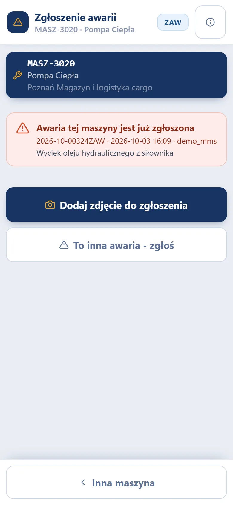 Studio TCS.net na telefonie - baner Awaria tej maszyny jest już zgłoszona z numerem 2026-10-00324ZAW, godziną, autorem i opisem oraz przyciski Dodaj zdjęcie do zgłoszenia i To inna awaria - zgłoś
