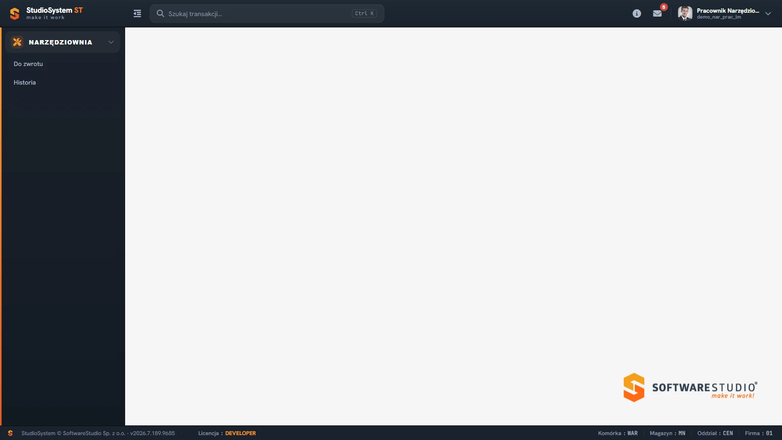 Studio TCS.net - menu roli Panel dla pracownika z jedną sekcją NARZĘDZIOWNIA, pozycjami Do zwrotu i Historia oraz pustym obszarem roboczym